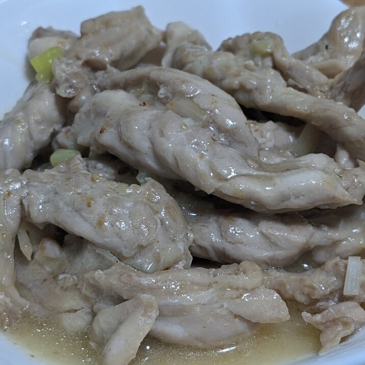 ドレッシングで簡単!せせりのねぎ塩炒め